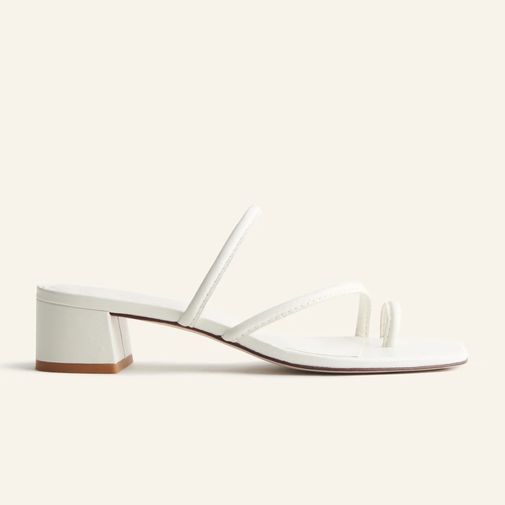NWOT Reformation Meena Toe Ring Block Heel Sandal
